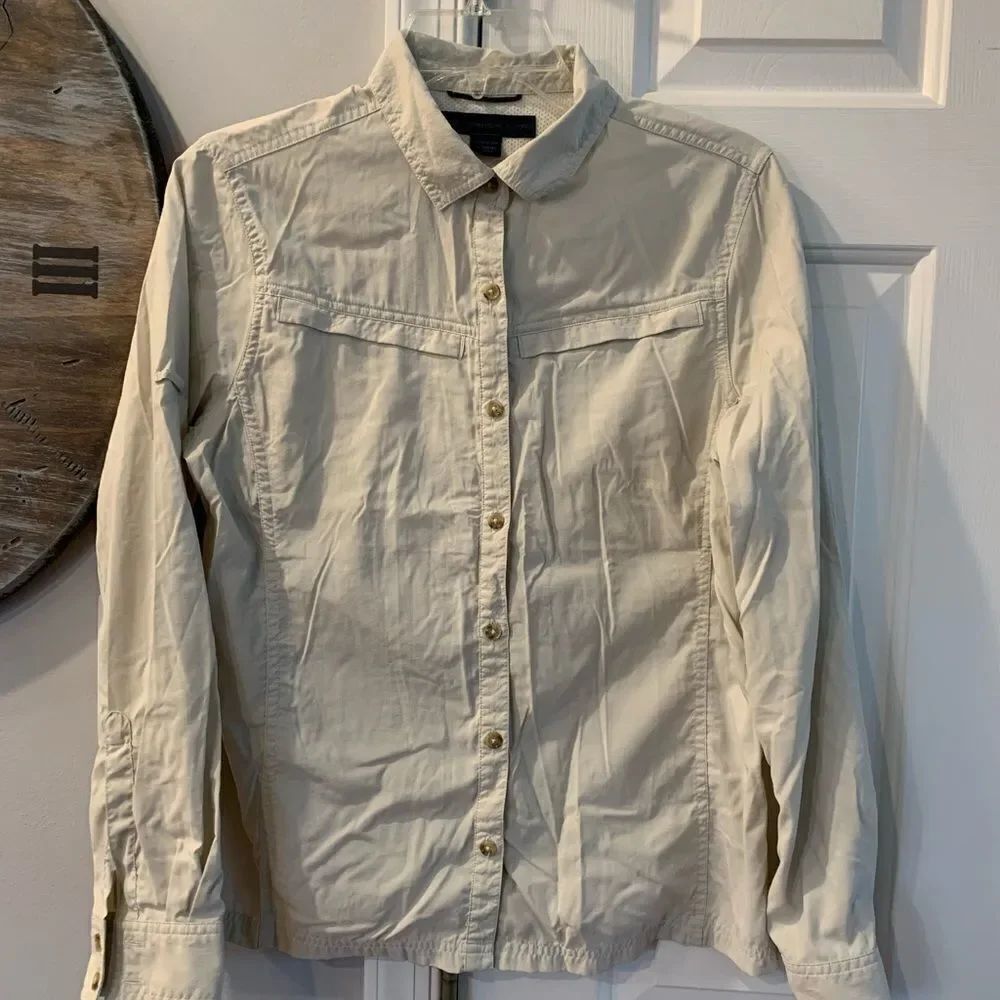 Eastern Mountain Sports Button Down sz S
